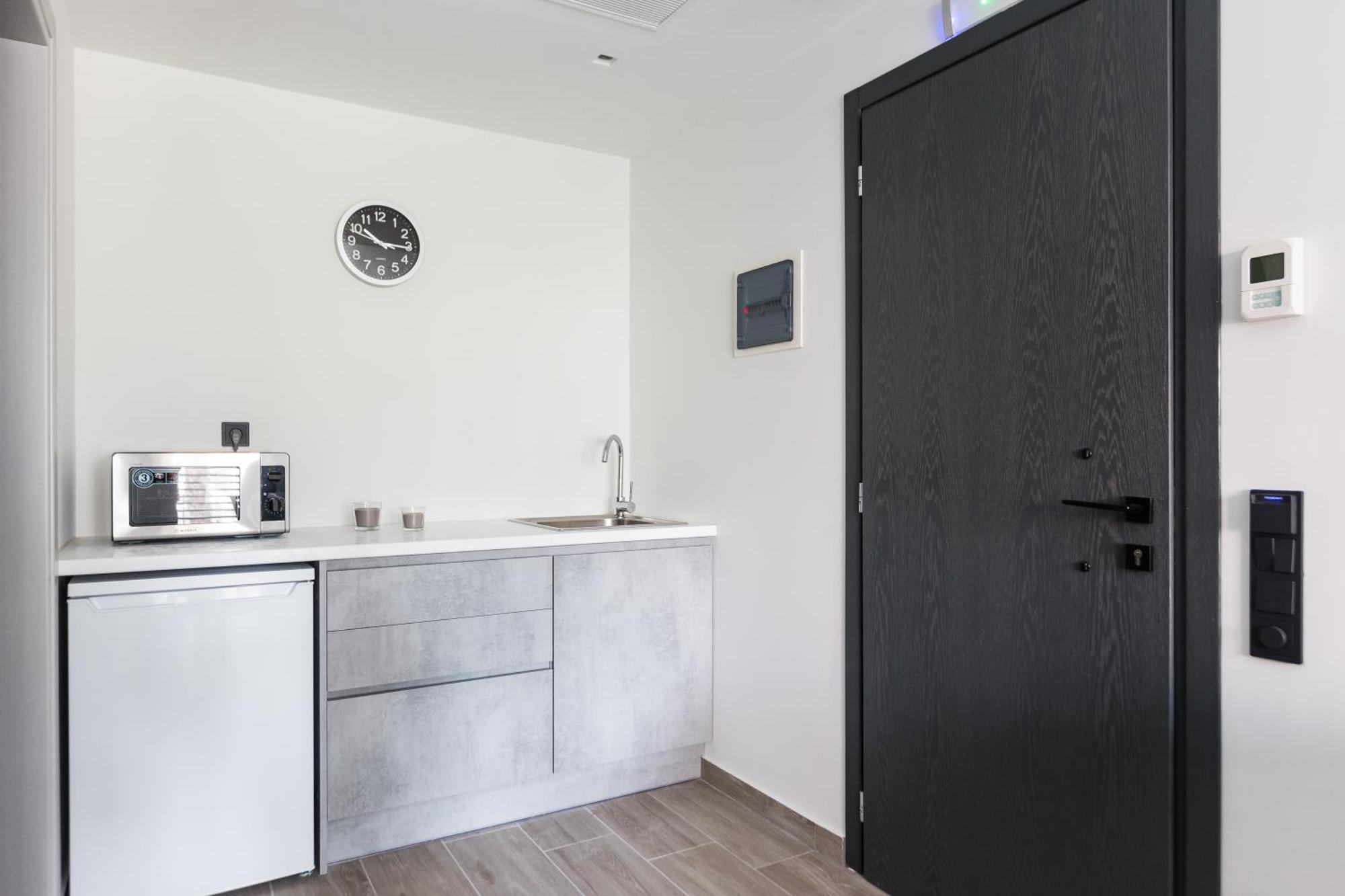 12 Reasons Why Metaxourgeio Aparthotel Atena Exterior foto